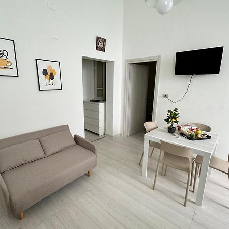 Ballar'Home - Casa Sbriju' ปาแลร์โม ภายนอก รูปภาพ