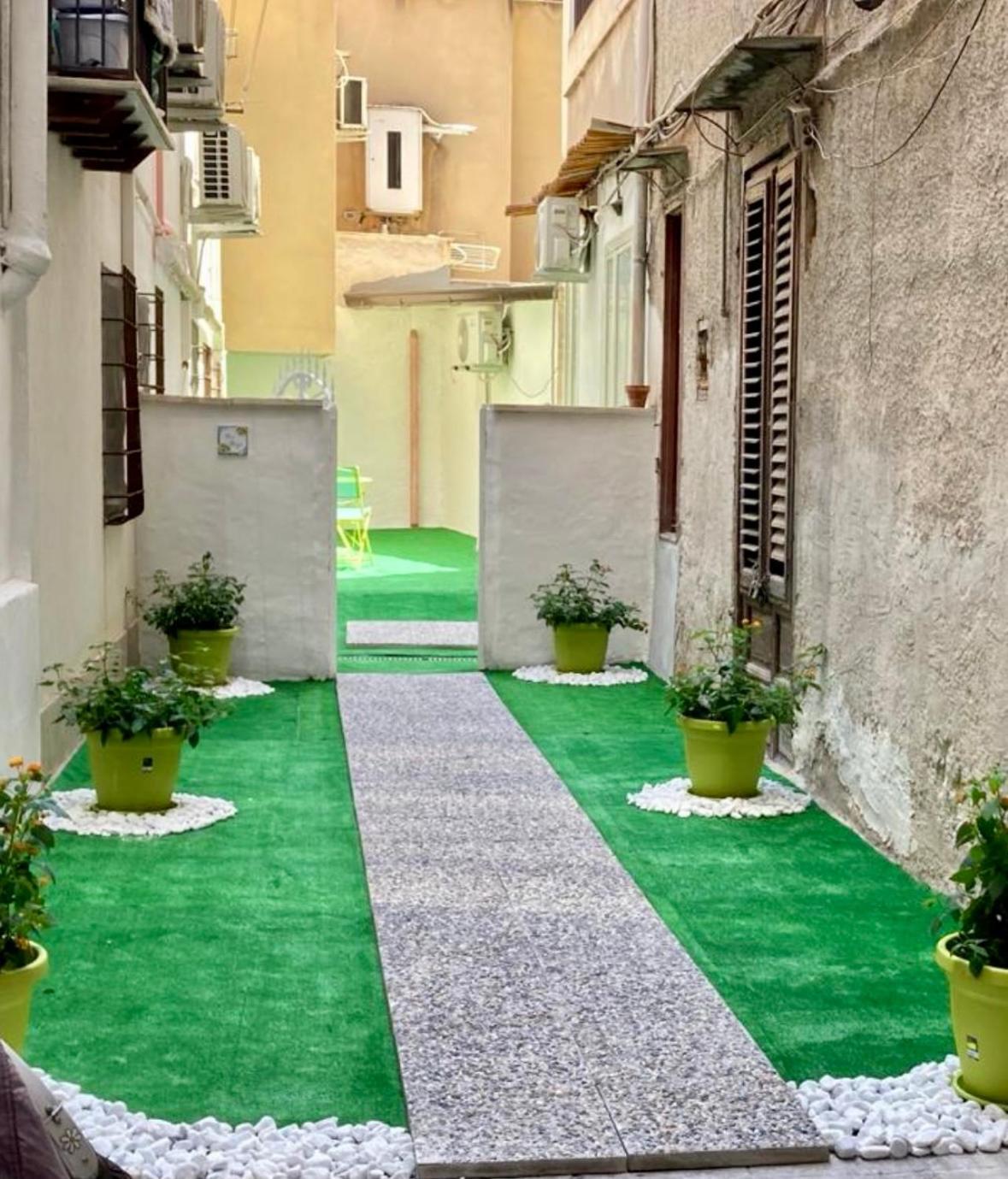 Ballar'Home - Casa Sbriju' ปาแลร์โม ภายนอก รูปภาพ